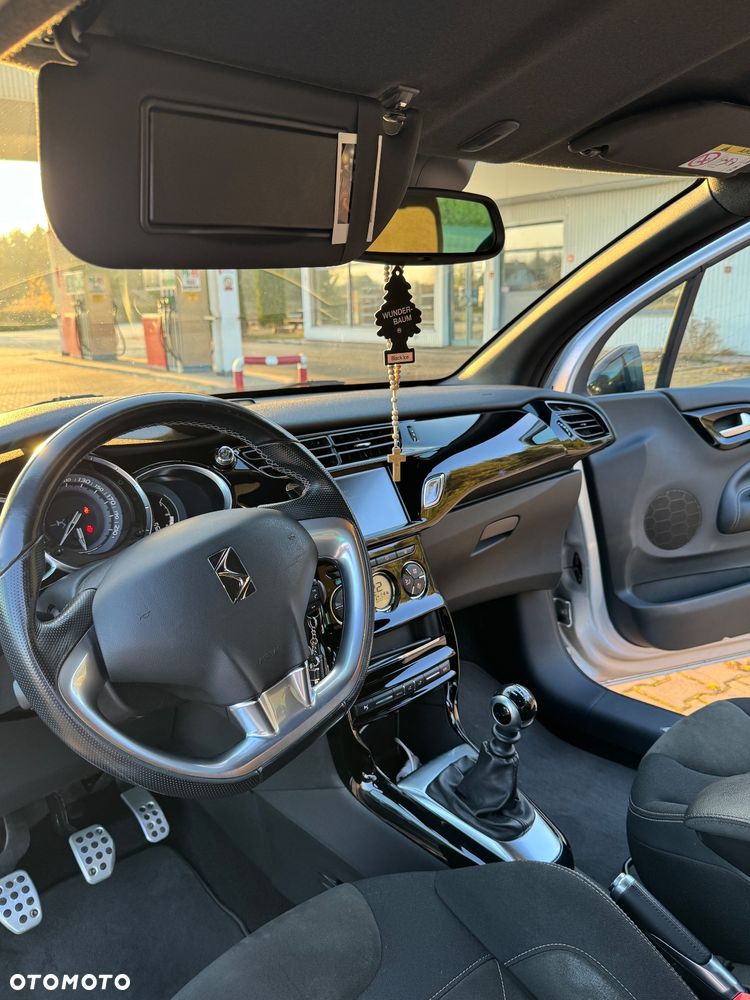 DS Automobiles DS 3 - 10