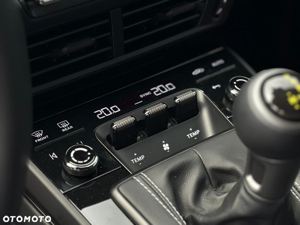 Porsche 911 - 27