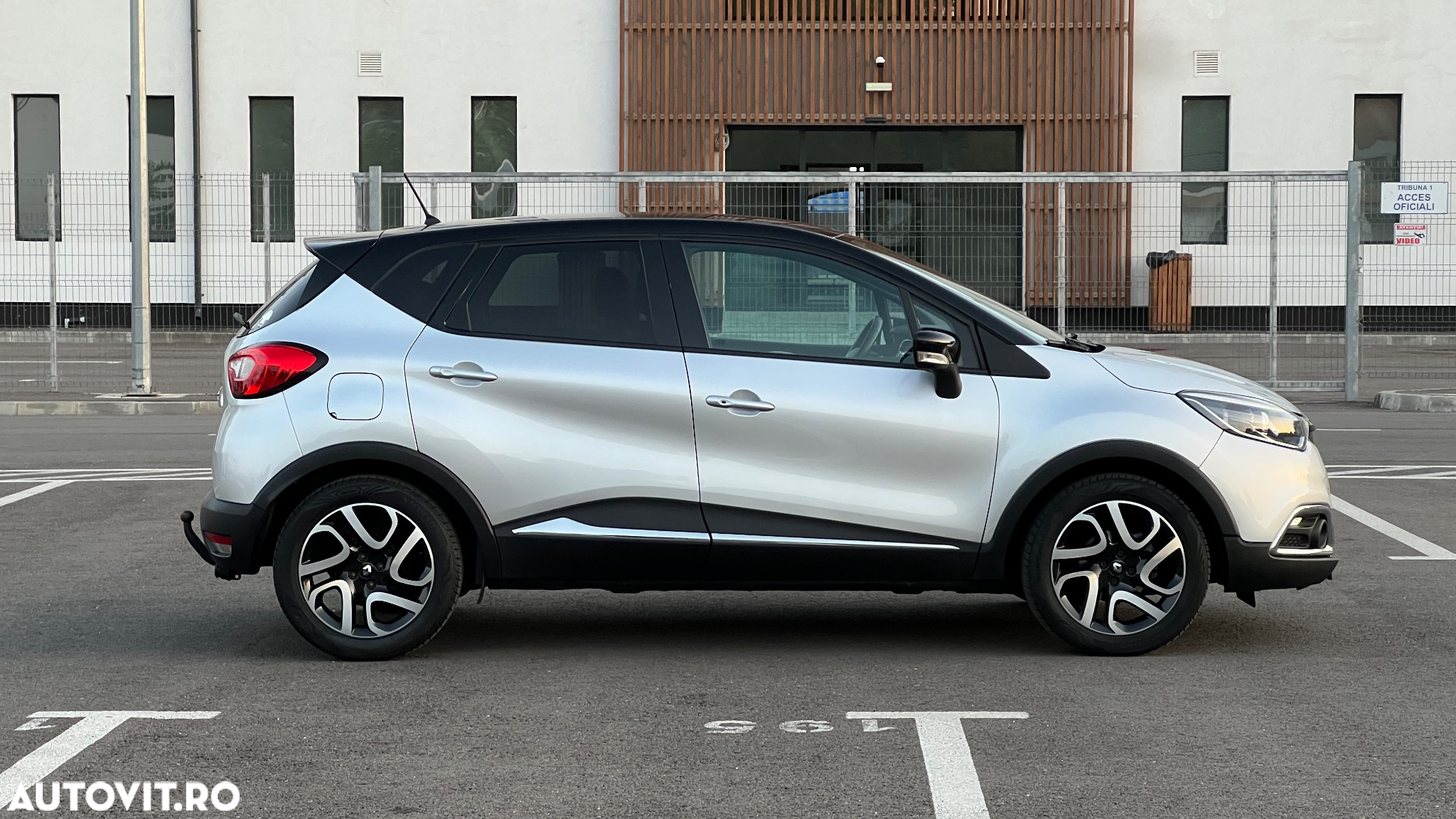 Renault Captur TCe Turbo Stop/Start Dynamique - 6