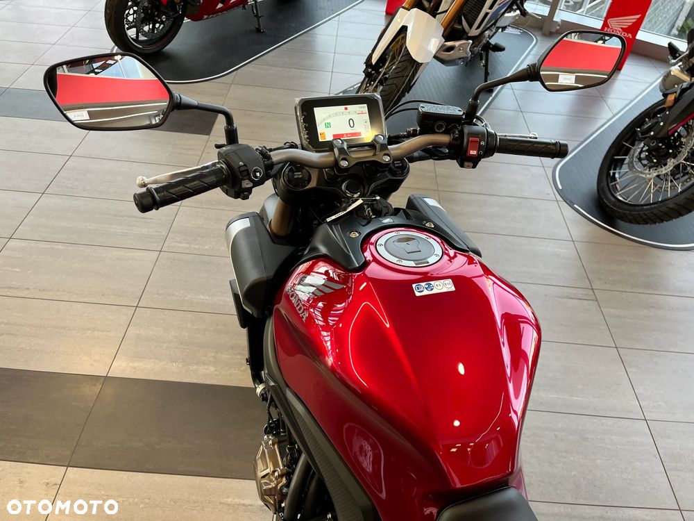 Honda CB - 9