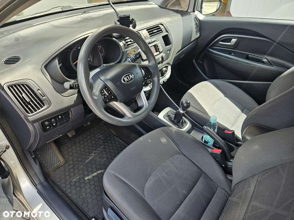 Kia Rio 1.2 Edition 7 - 5