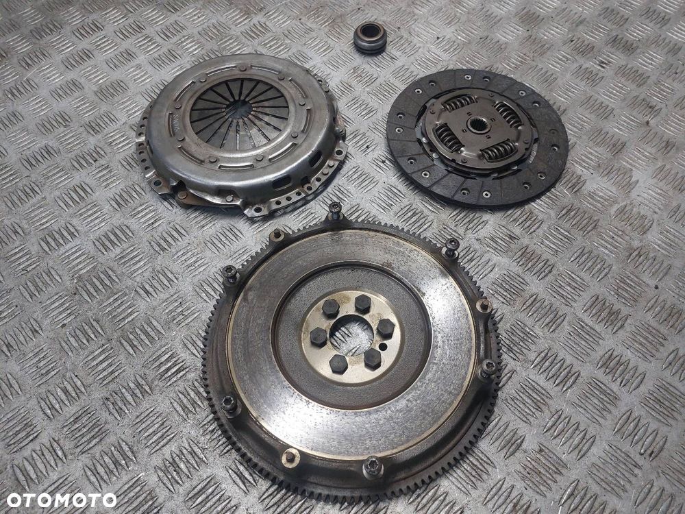 KOMPLETNE SPRZĘGŁO KOŁO ZAMACHOWE CITROEN C4 PICASSO I 1.6 VTI - 11