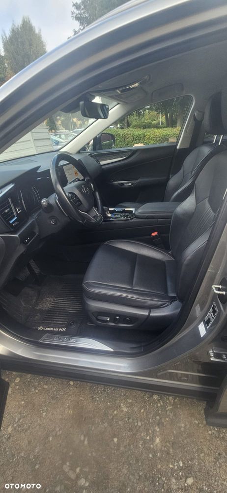 Lexus NX 450h+ Prestige AWD - 8