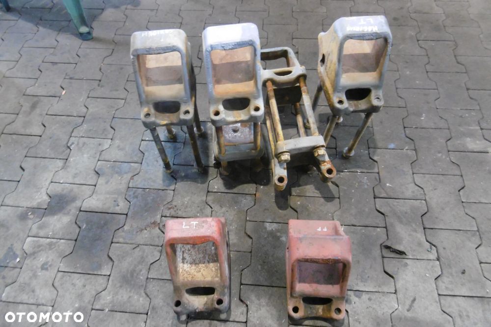 Ślizg resora Iveco Trakker Magirus Eurotrakker - 2