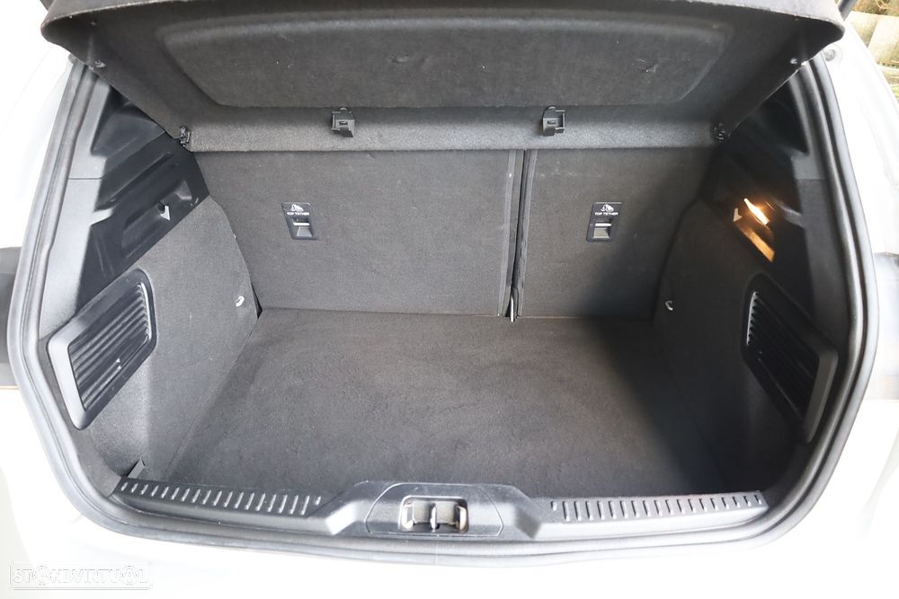 Ford Focus 1.0 EcoBoost MHEV ST-Line Aut. - 12