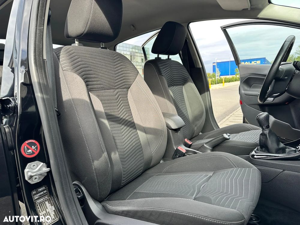Ford Fiesta 1.6 TDCI Titanium - 23