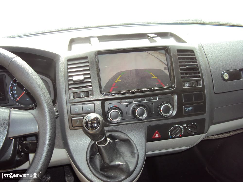 VW Transporter 2.0 TDi 114 L.Net Ext.AC BlueMotion - 12