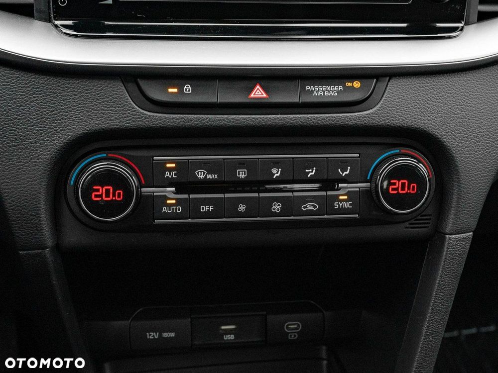 Kia Ceed 1.5 T-GDI M - 17