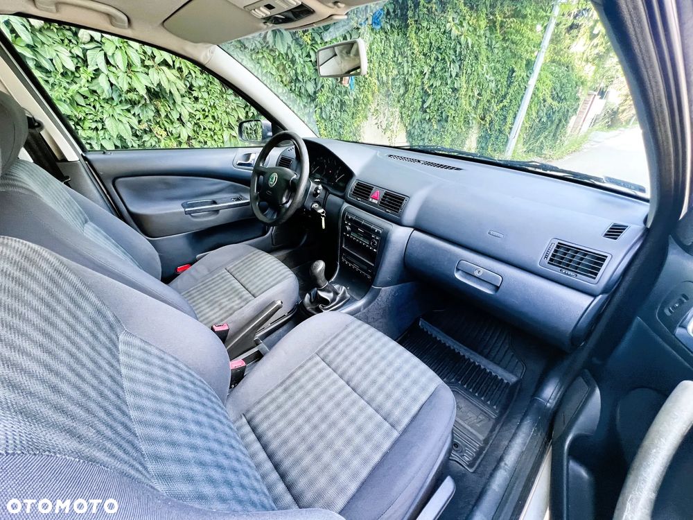 Skoda Octavia - 7