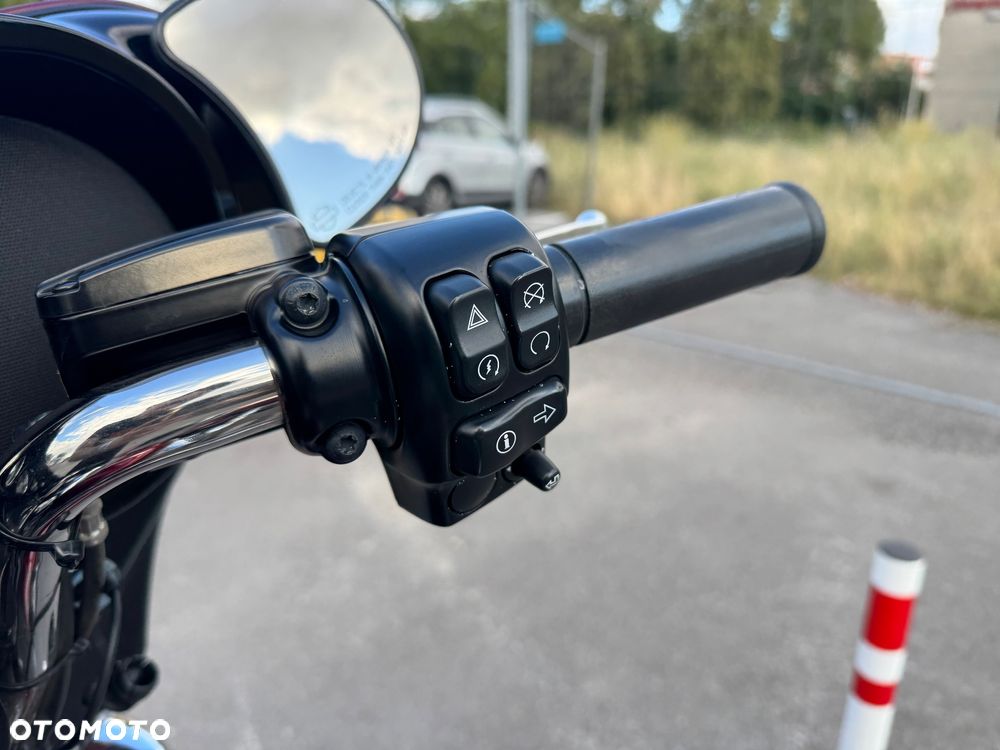 Harley-Davidson Touring Street Glide - 9