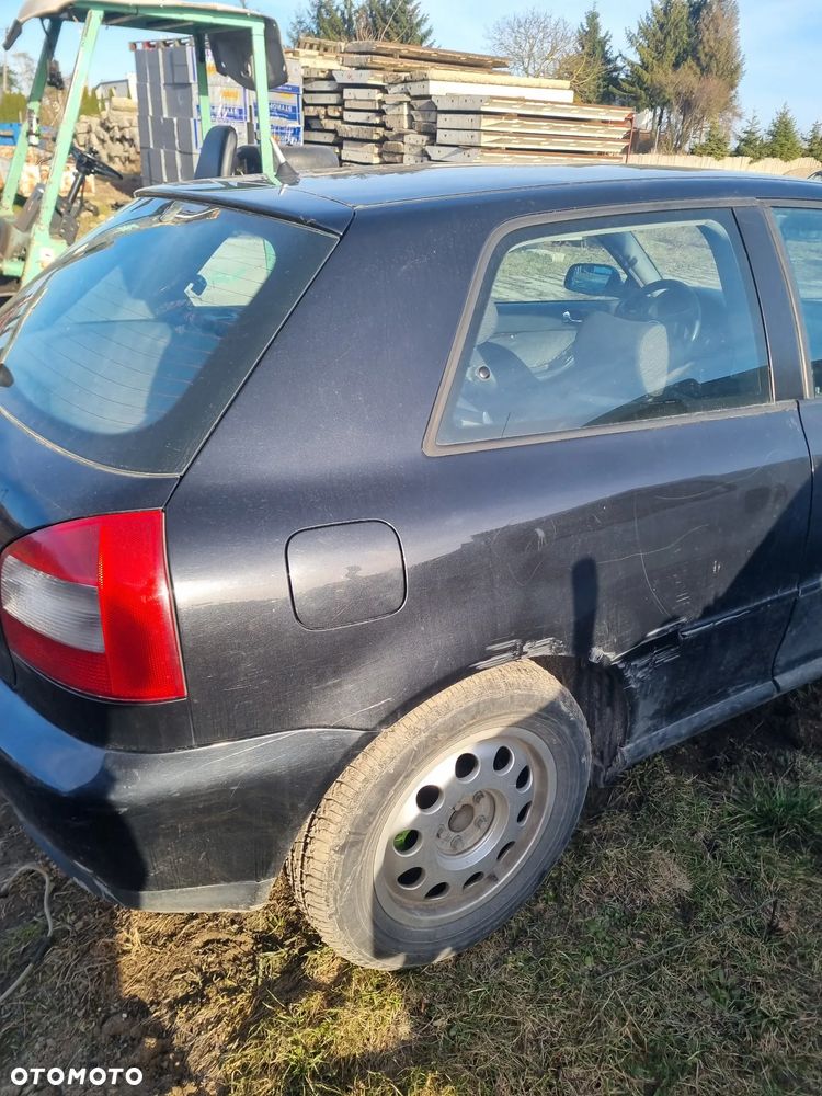Audi A3 8l lift 3d 1.6sr 8v AVU skrzynia DUU lakier LZ9W na części - 5