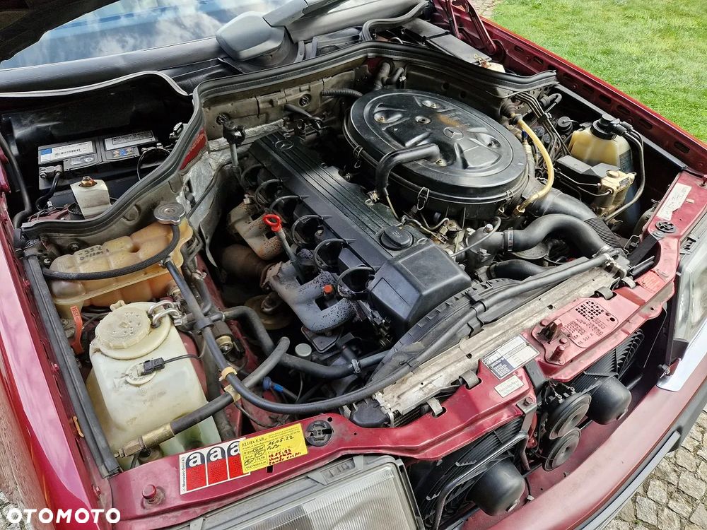 Mercedes-Benz W124 (1984-1993) - 17