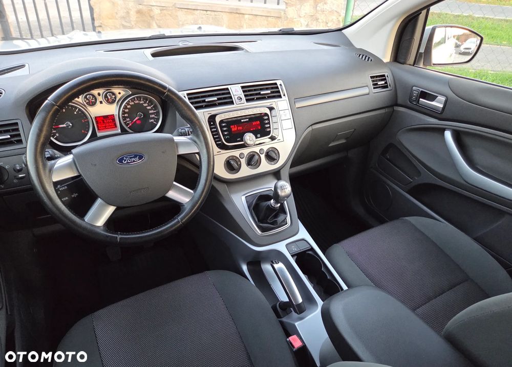 Ford Kuga 2.0 TDCi 4x4 Trend - 5