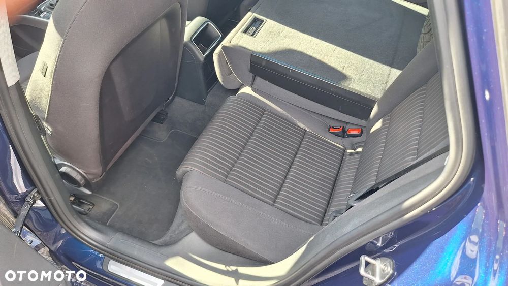 Audi A4 Avant - 13