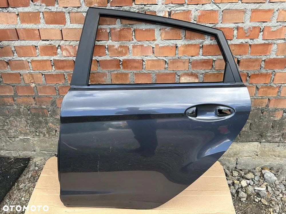 drzwi tył tylne lewe Ford Fiesta mk7 - 4
