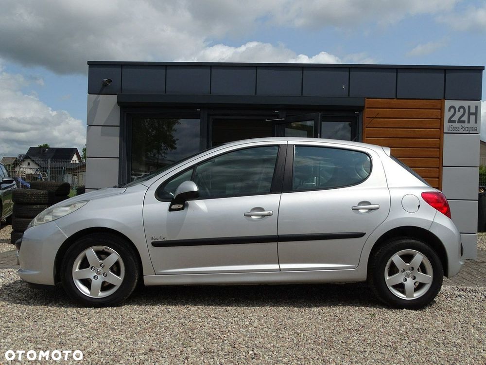 Peugeot 207 - 3
