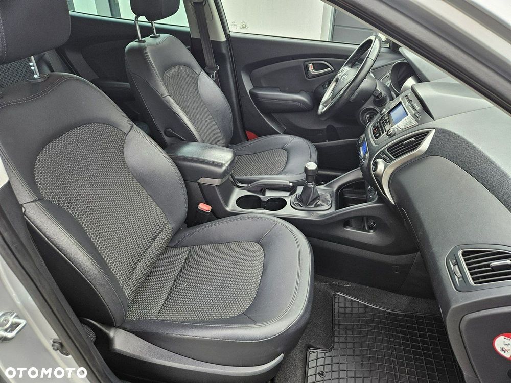 Hyundai ix35 2.0 Premium 2WD - 7