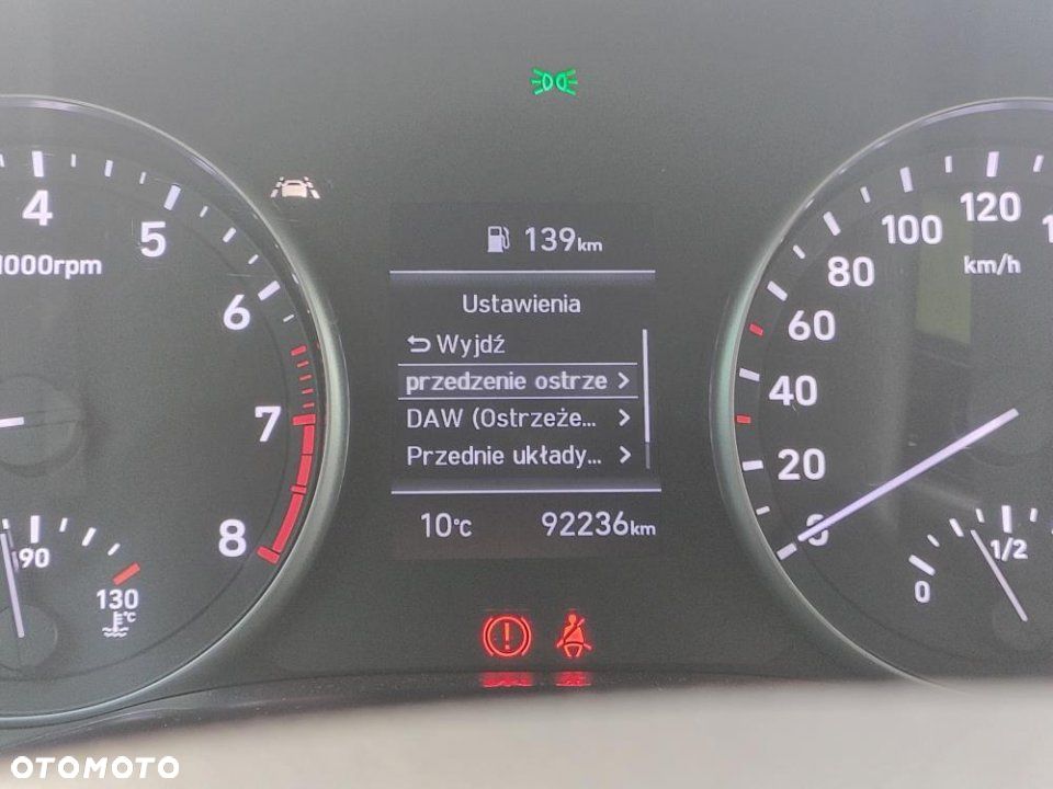 Hyundai i30 1.5 DPI Classic + - 33