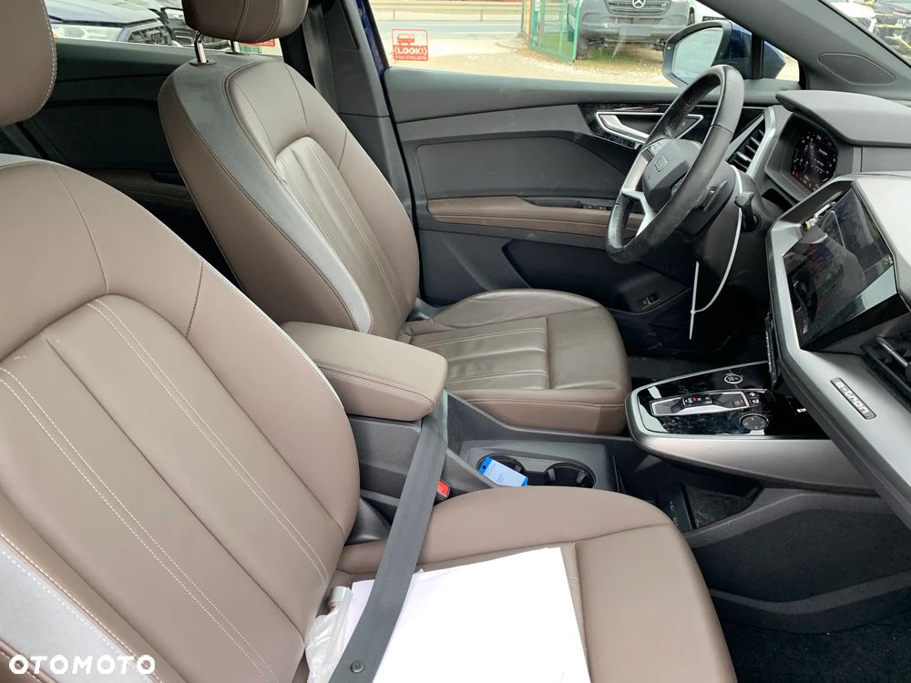 Audi Q4 e-tron 45 quattro - 18