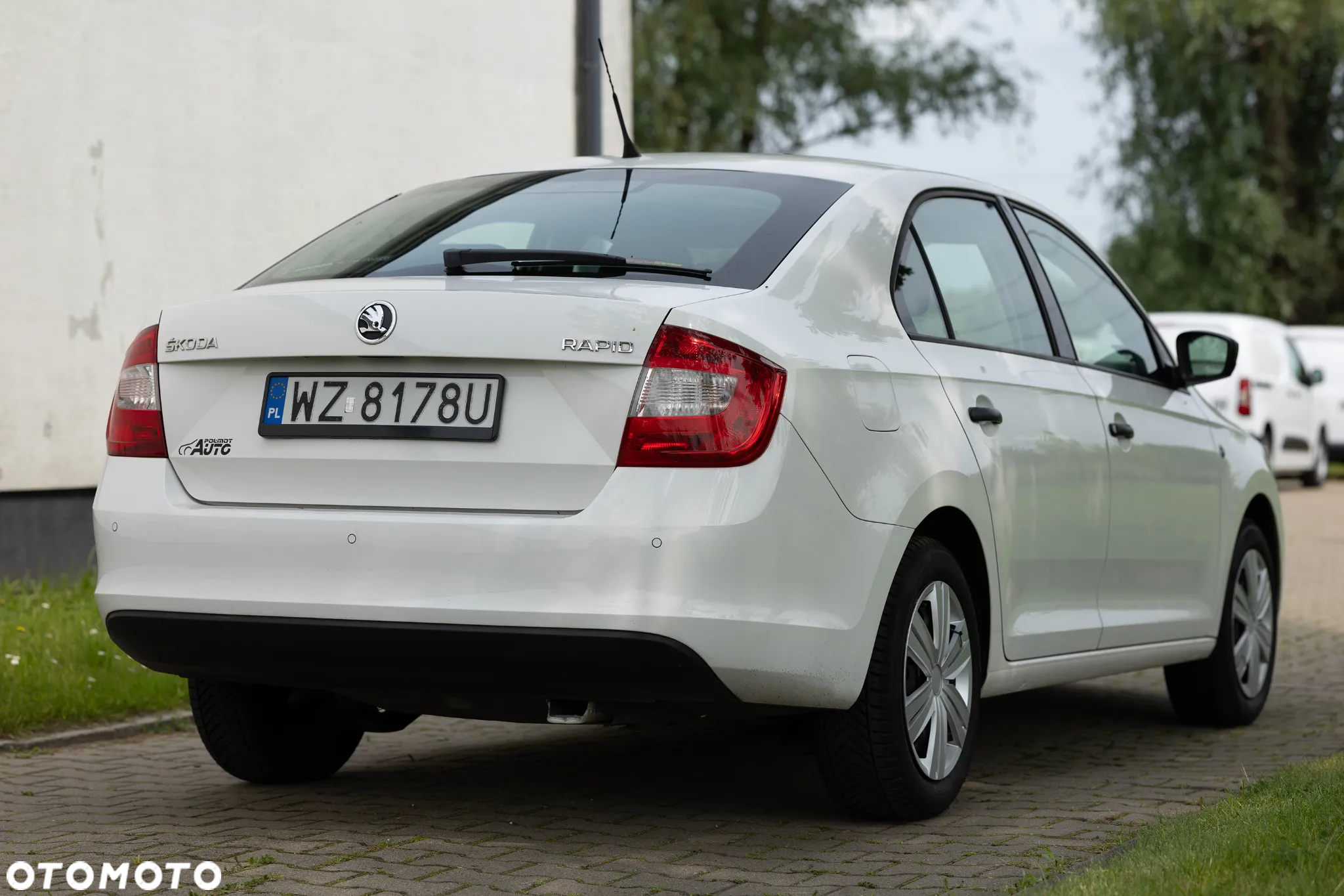 Skoda RAPID 1.2 Active - 5