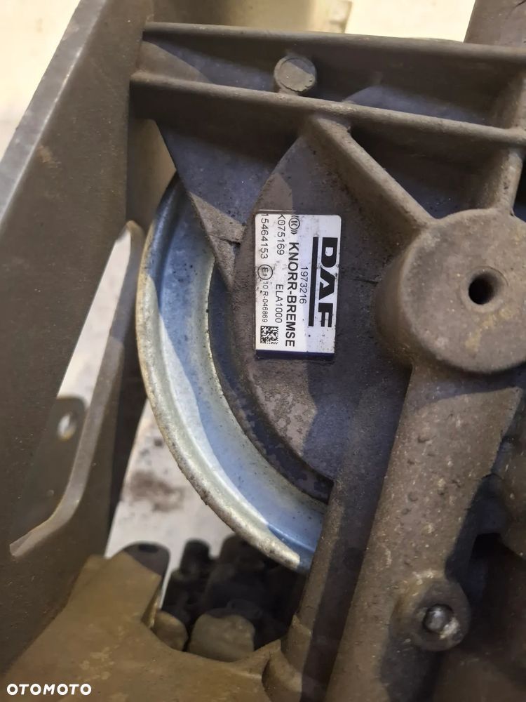 APM OSZUCZAC POWIETRZA WRAZ ZAWOREM CZTERODROŻNYM DAF CF 400 XF106 EURO 6 - 6