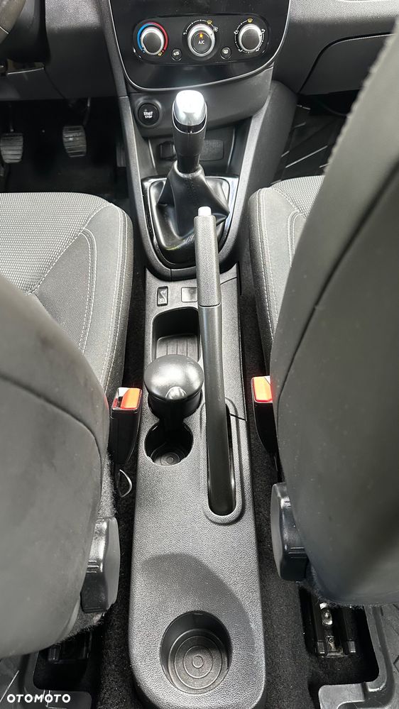 Renault Clio 0.9 Energy TCe Limited 2018 - 31