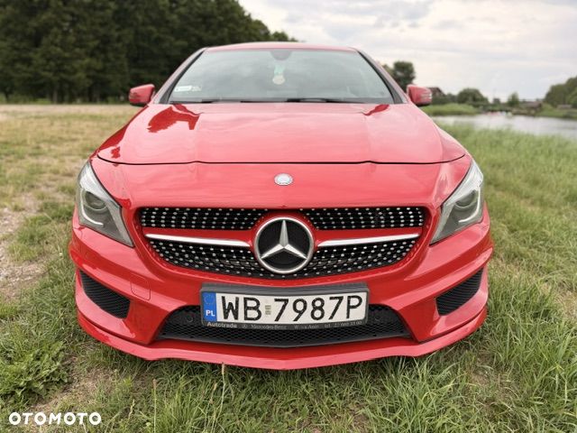 Mercedes-Benz CLA 250 4Matic 7G-DCT AMG Line - 2