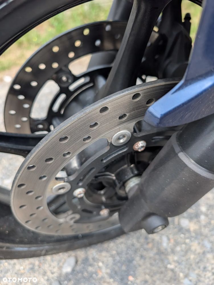 Yamaha FZ6 - 8