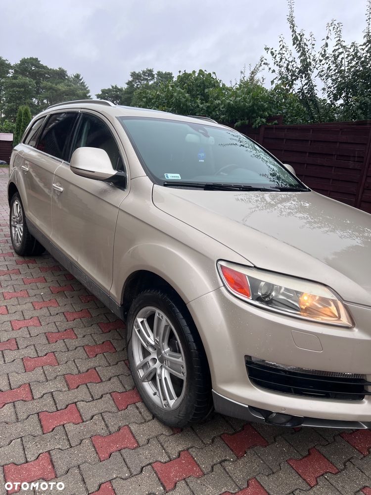 Audi Q7 4.2 FSI Quattro Tiptr - 3