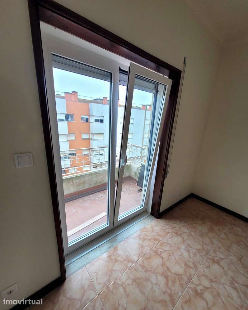 T2 em Monserrate com vista para Santa Luzia - Grande imagem: 4/12