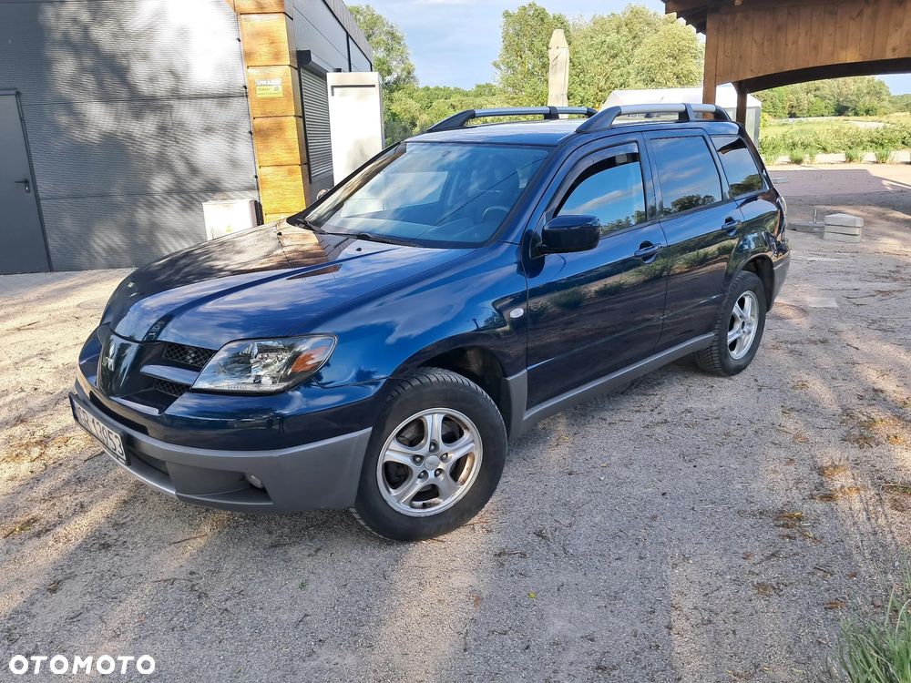 Mitsubishi Outlander 2.0 Comfort 4WD - 2