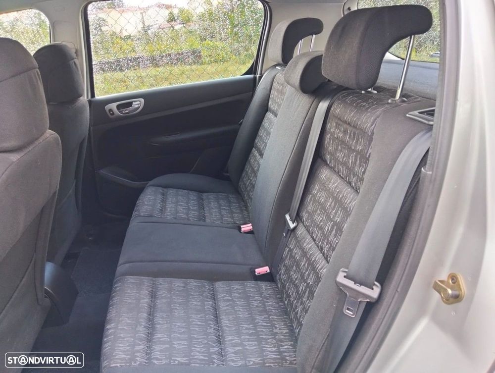 Peugeot 307 1.4 16V Navtech - 5