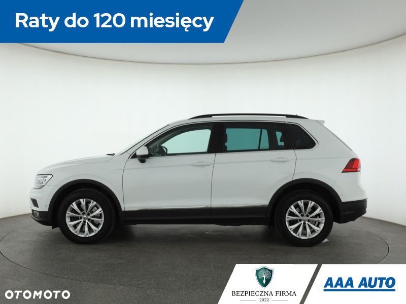 Volkswagen Tiguan - 4