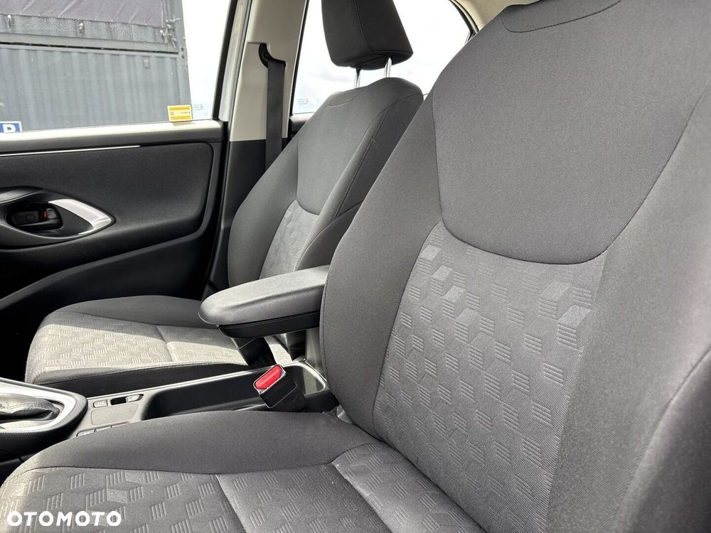 Toyota Yaris - 16