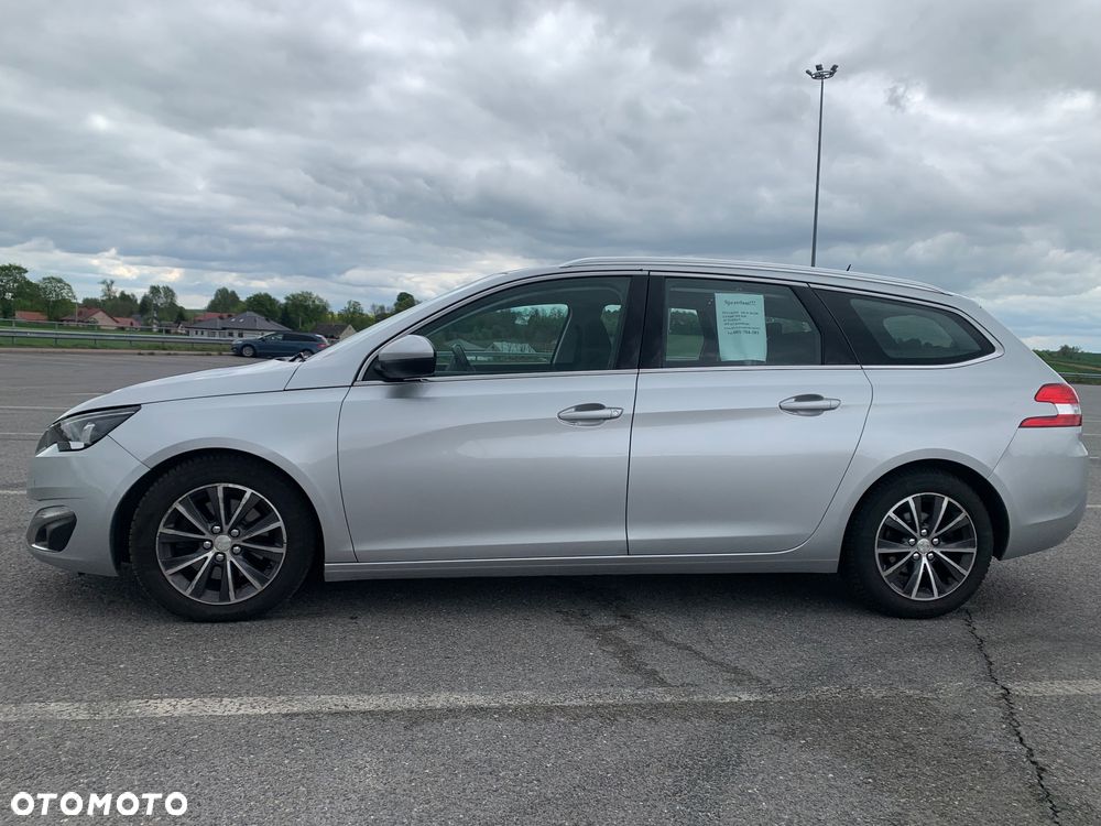 Peugeot 308 BlueHDi FAP 150 Stop&Start Automatik Allure - 3