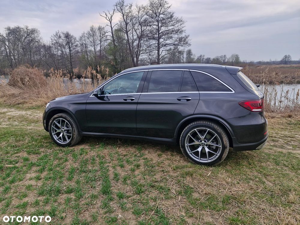 Mercedes-Benz GLC 300 4Matic 9G-TRONIC - 3
