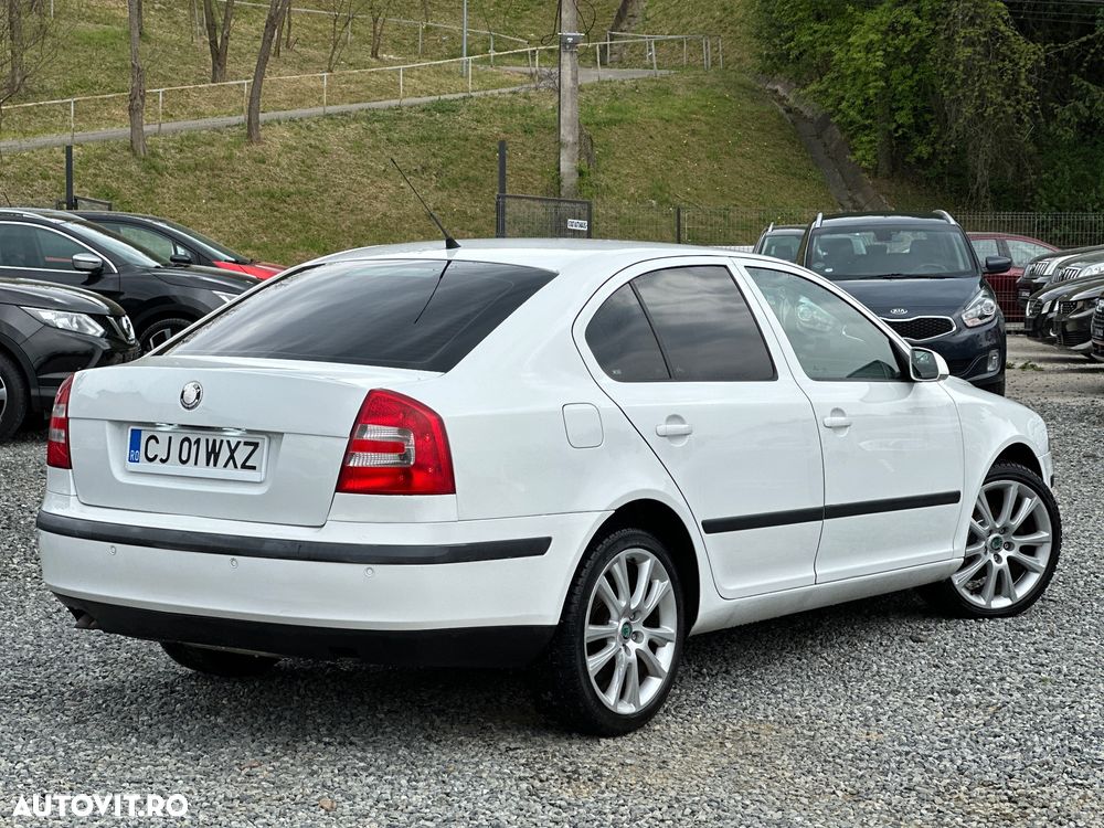 Skoda Octavia 1.9 TDI Business DSG - 3