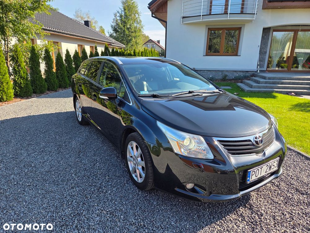 Toyota Avensis 1.8 Premium - 3