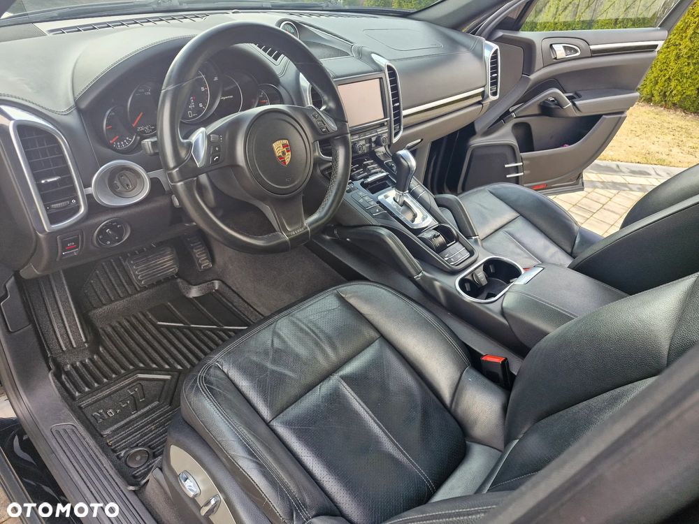 Porsche Cayenne Tiptronic S - 13