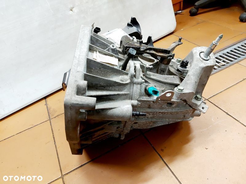 NISSAN QASHQAI II J11 1.2 DIG-T SKRZYNIA BIEGÓW TL4137 320103418R 130 TYŚ KM - 9