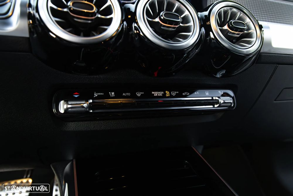 Mercedes-Benz EQB 250 AMG Line - 40