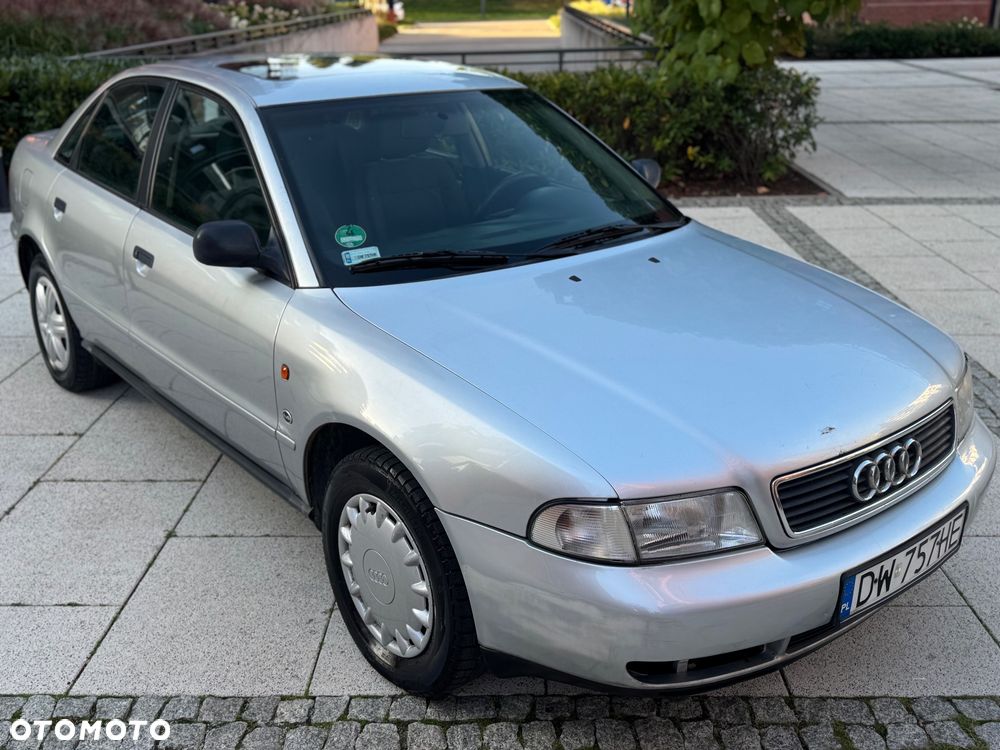 Audi A4 Limousine - 7