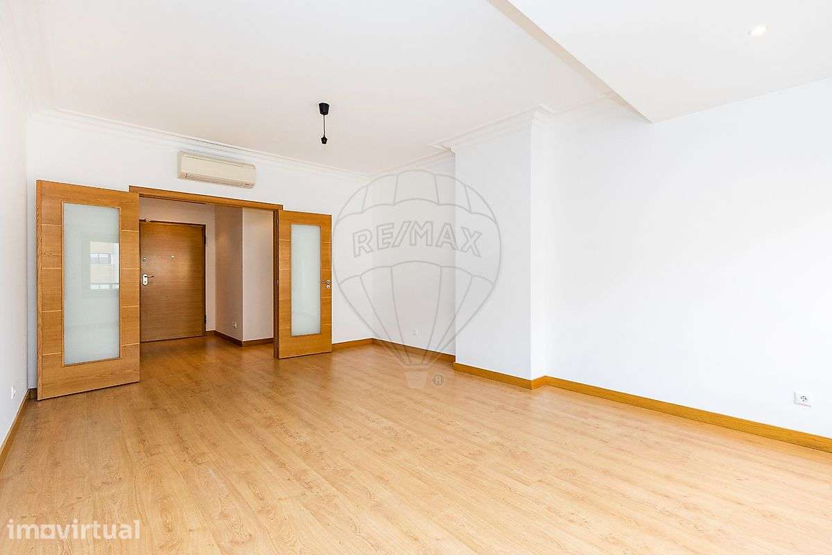 Apartamento T1 para arrendamento - Grande imagem: 3/21