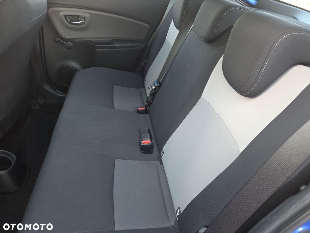 Toyota Yaris - 15