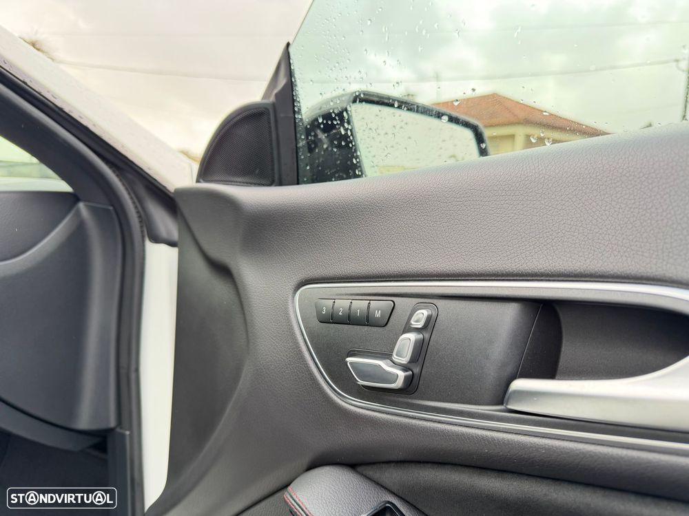 Mercedes-Benz CLA 180 d Shooting Brake AMG Line - 34