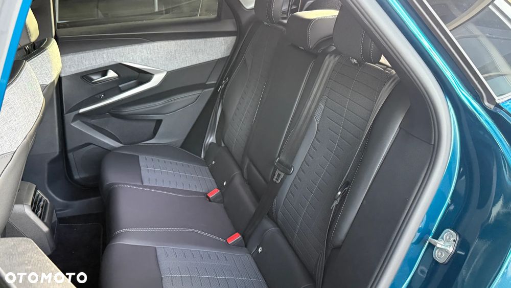 Peugeot 3008 1.2 PureTech mHEV GT E-DCS6 - 9