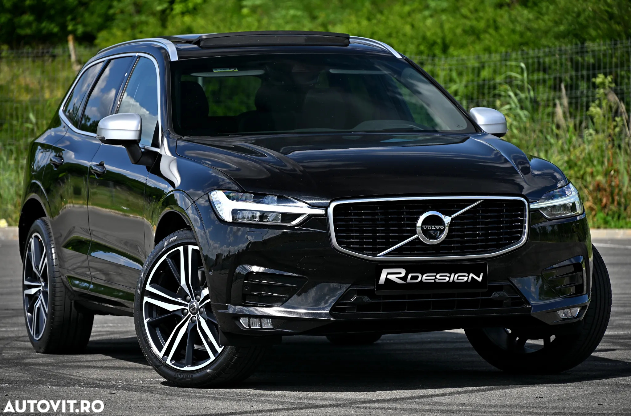 Volvo XC 60 D5 AWD Geartronic RDesign - 10