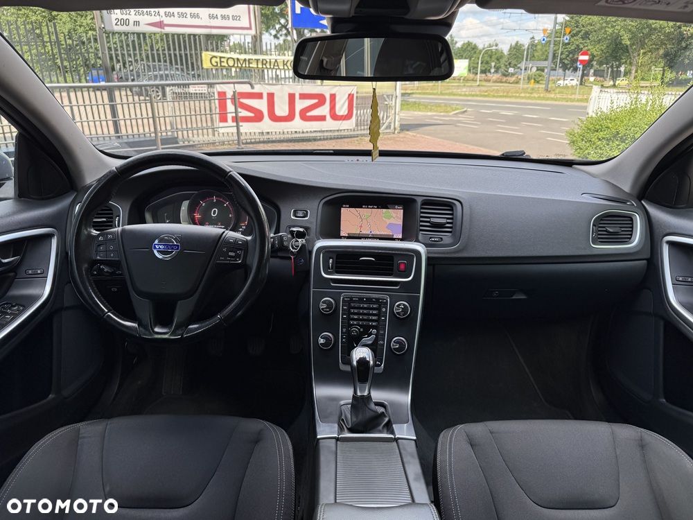 Volvo V60 D2 - 10