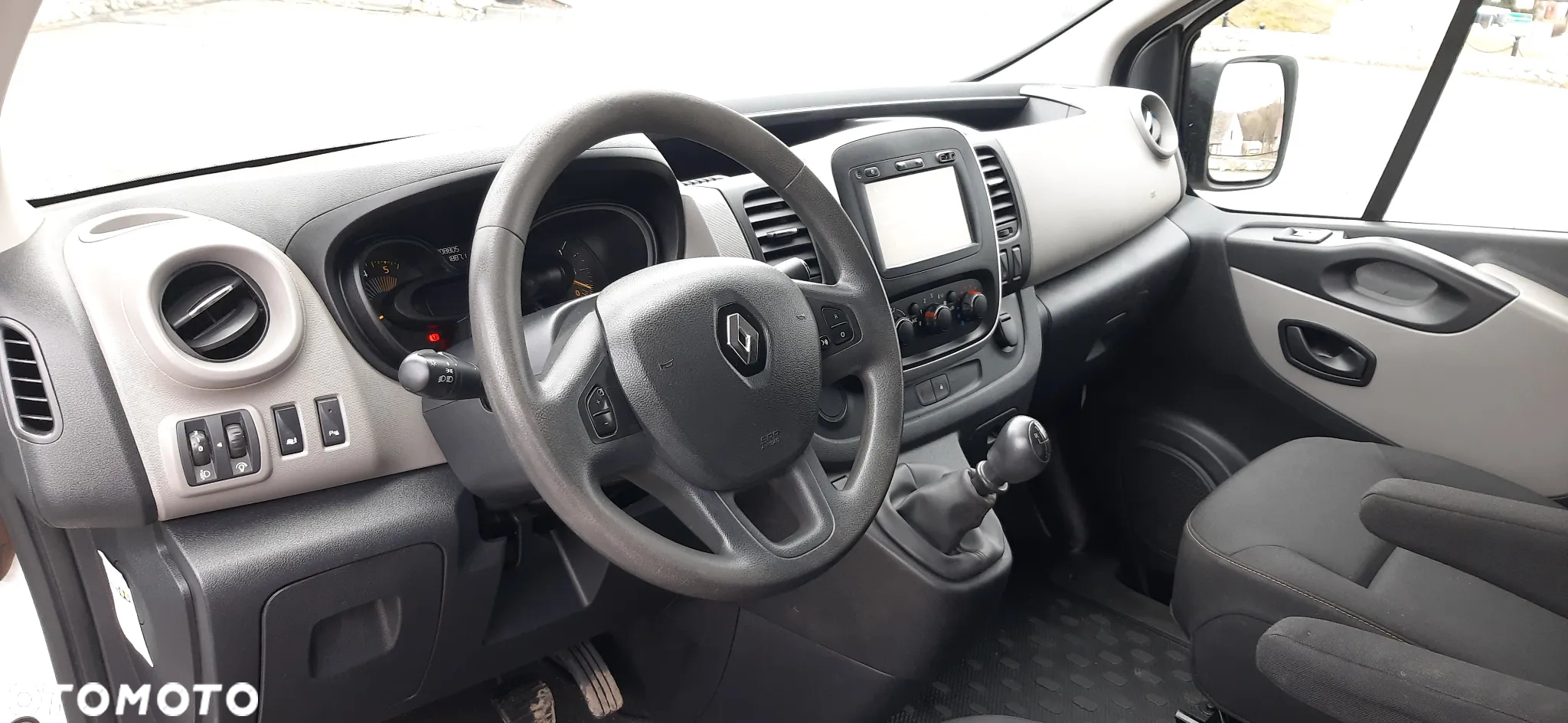 Renault Trafic 1.6dci 90KM L1H1 - 13