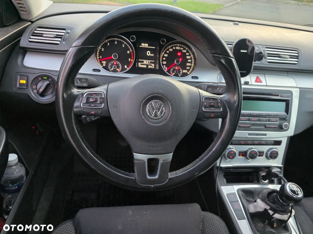 Volkswagen Passat 1.4 TSI Comfortline - 10